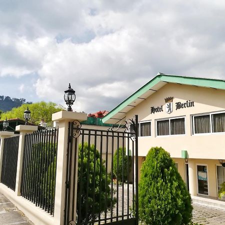 Hotel Berlin Σαν Σαλβαντόρ Εξωτερικό φωτογραφία