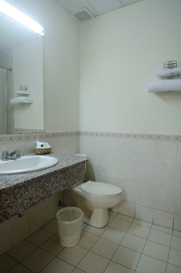 Hotel Berlin Σαν Σαλβαντόρ Εξωτερικό φωτογραφία