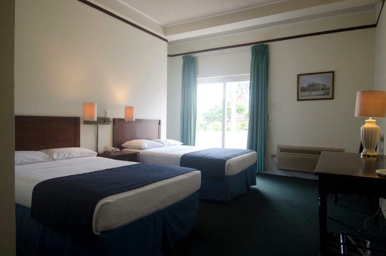 Hotel Berlin Σαν Σαλβαντόρ Εξωτερικό φωτογραφία