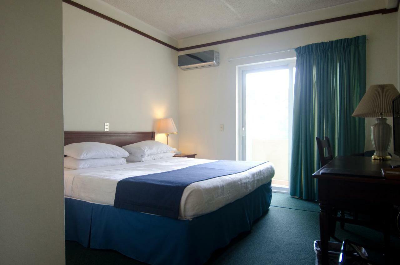 Hotel Berlin Σαν Σαλβαντόρ Εξωτερικό φωτογραφία